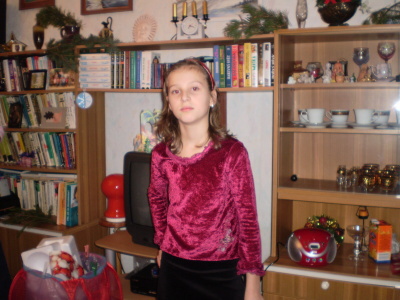 Zuzka o vánocích 2007.JPG